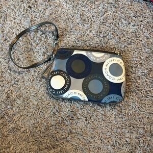 Coach Navy and Gray Circle Pattern Wristlet